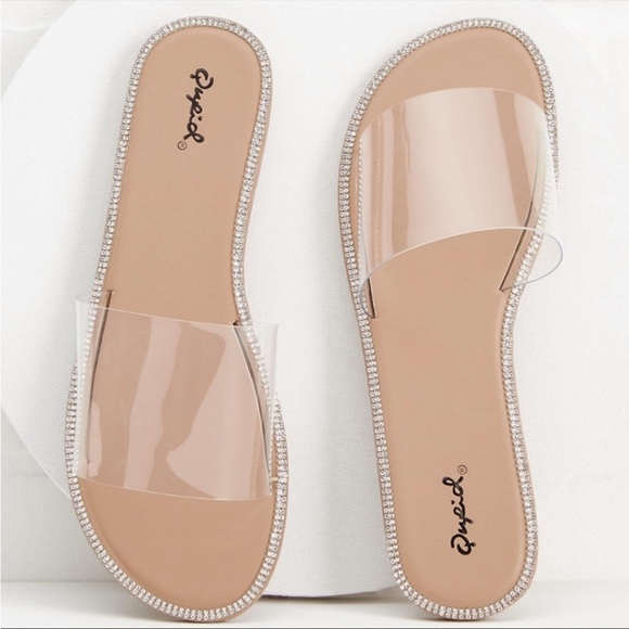 Qupid Clear Band Rhinestone Slides - Picture 2 of 3